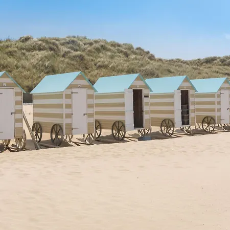 Astrid 801 With Balcony By Interhome بريدين