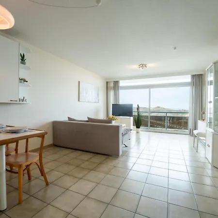 Apartament Astrid 801 With Balcony By Interhome