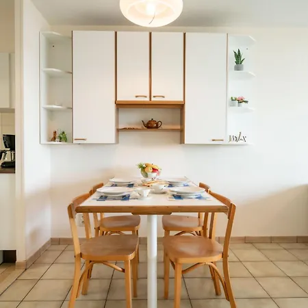 Astrid 801 With Balcony By Interhome شقة بريدين